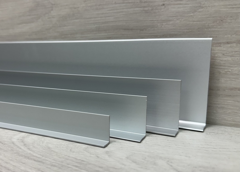 Алюминиевый плинтус Fezard ALP-L40x13
