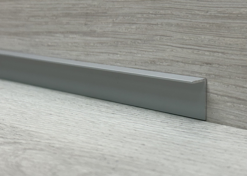 Алюминиевый плинтус Fezard ALP-L20x10